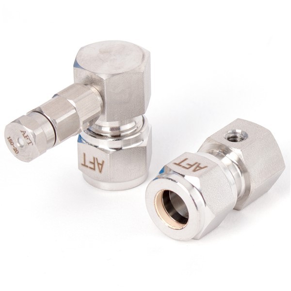 Hochdruck-Schneidring-Verschraubung 3/8" Gerade mit 1 x Düsenanschluss